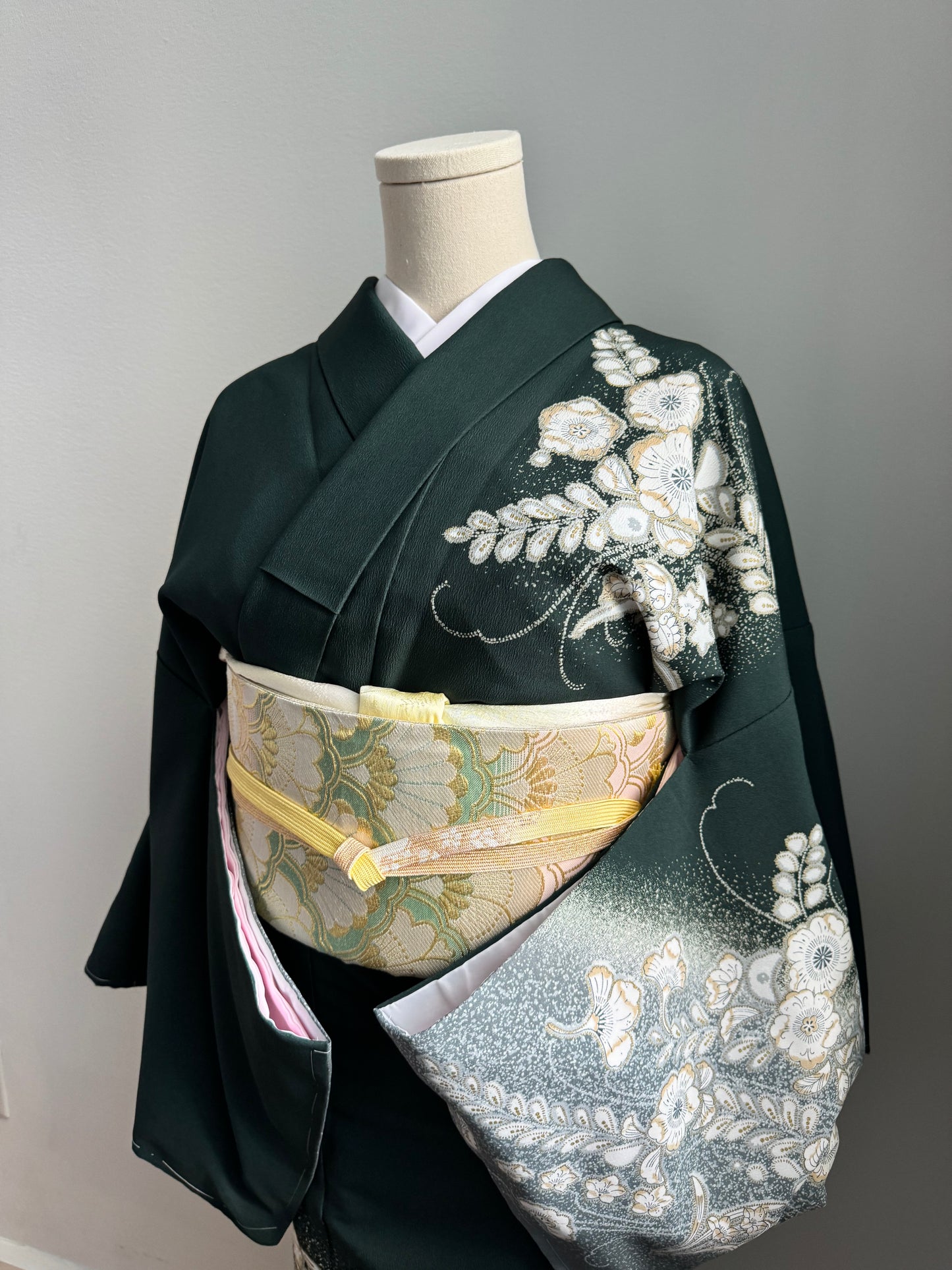 Rent for Washable Kimono (Size L)