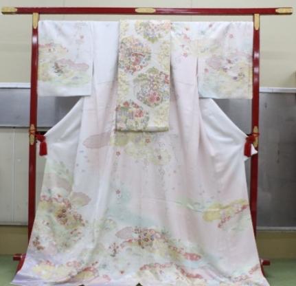 Japanese Pure Silk Kimono (Size LO)